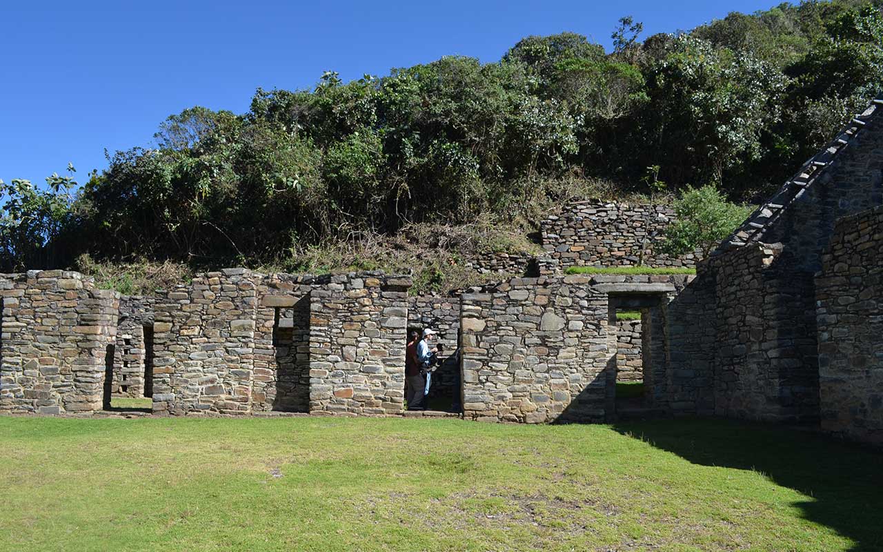 Choquequirao Trek 4 days - Last Refuge of Incas