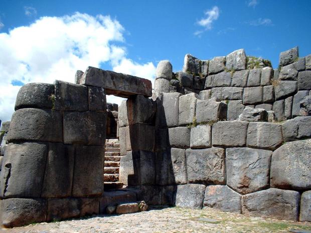 Sacsayhuaman