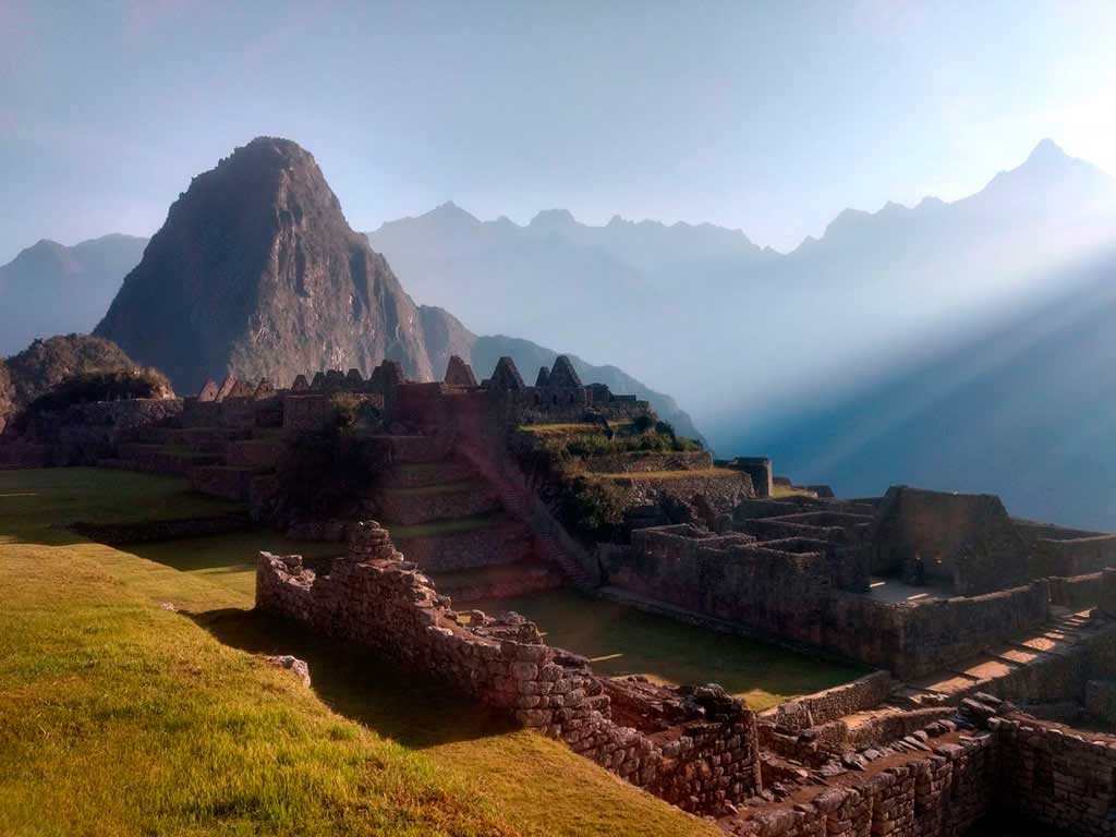 Excelente Guia - Classic Salkantay Trek to Machu Picchu in 5 days