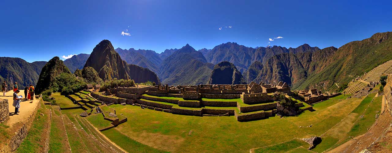 View panoramic of Machu Picchu