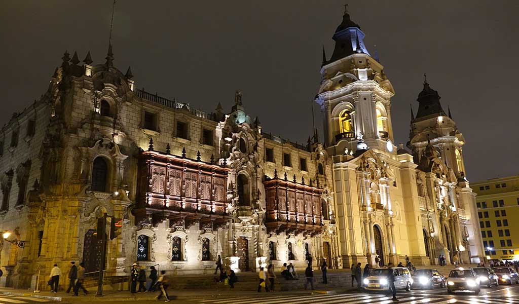 Day 1: LIMA: TRADITIONAL CITY  TOUR